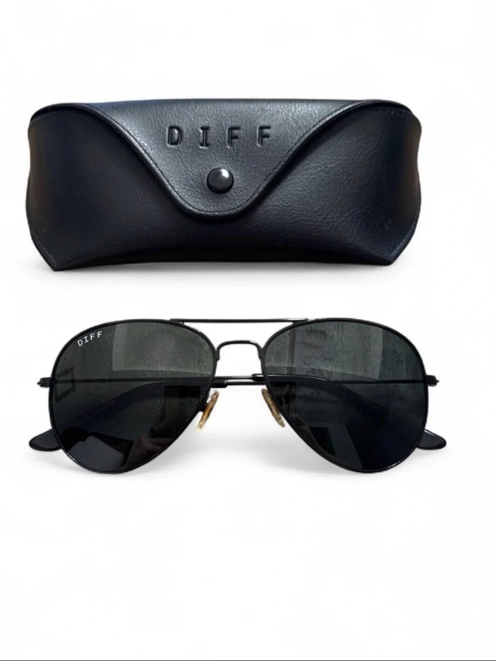 DIFF Eyewear Cruz Aviator Black Sunglasses Case included